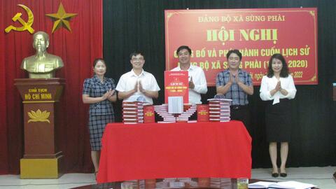 Công bố và phát hành cuốn lịch sử Đảng bộ xã Sùng Phài (1960-2020)