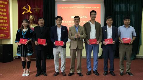 Bế giảng lớp bồi dưỡng nhận thức về Đảng lần thứ nhất năm 2023