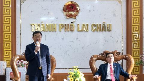 Thành ủy Lai Châu tổ chức gặp mặt đầu Xuân Giáp Thìn 2024