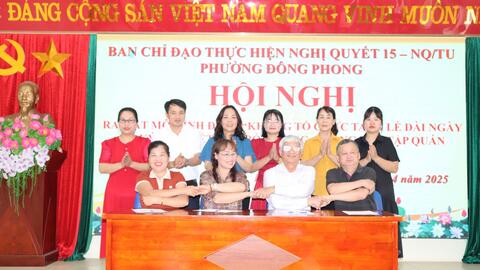 Đảng ủy Phường Đông Phong ra mắt mô hình “Không tổ chức tang lễ dài ngày và xây dựng nếp sống đô thị văn minh” năm 2025