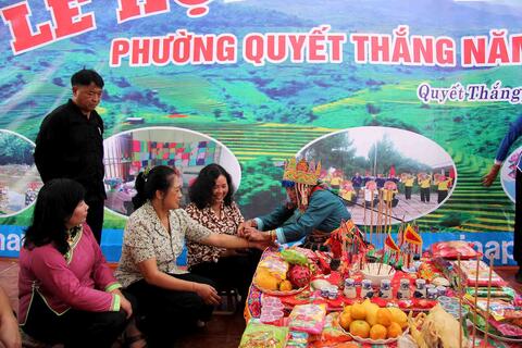 Sôi nổi Lễ hội Háu Đoong phường Quyết Thắng