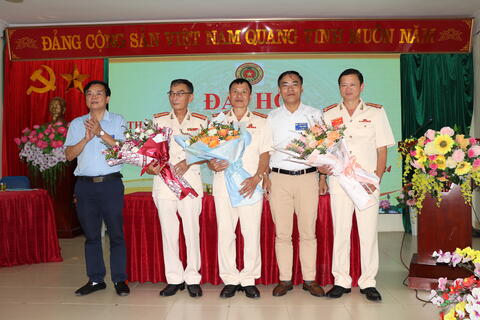 Đại hội thành lập Chi hội Cựu Công an nhân dân phường Đông Phong - xã San Thàng