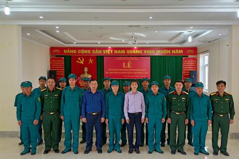 Lễ công bố quyết định thành lập Trung đội Dân quân ĐKZ-82B10 thuộc Ban CHQS thành phố Lai Châu