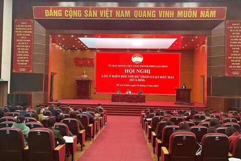 Uỷ ban Mặt trật Tổ quốc Việt Nam thành phố tổ chức lấy ý kiến đối với dự thảo Luật Đất đai (sửa đổi)