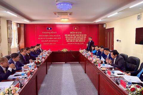 Đoàn Đại biểu huyện Mường Xay, tỉnh U Đôm Xay, nước Cộng hòa Dân chủ Nhân dân Lào thăm thành phố Lai Châu