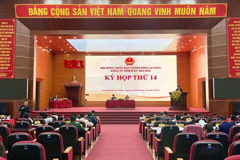 Kì họp thứ 14 Hội đồng nhân dân thành phố Lai Châu khóa IV, nhiệm kỳ 2021 – 2026