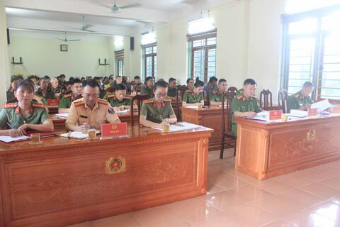 Hội nghị đối thoại trực tiếp và giải quyết thủ tục hành chính