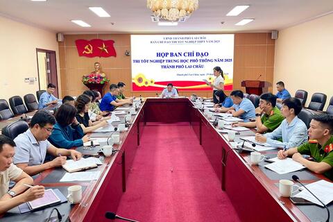 Họp Ban chỉ đạo thi tốt nghiệp Trung học phổ thông năm 2025