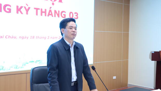 UBND thành phố họp phiên thường kỳ tháng 3, năm 2025