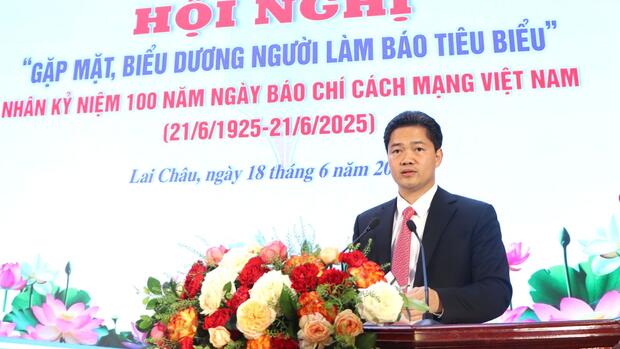 Lai Châu: Gặp mặt, biểu dương người làm báo tiêu biểu