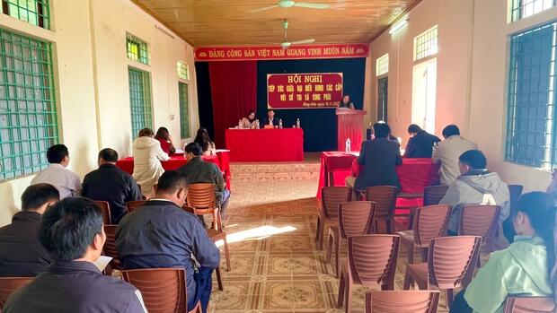 Hội đồng nhân dân hai cấp tiếp xúc cử tri xã Sùng Phài